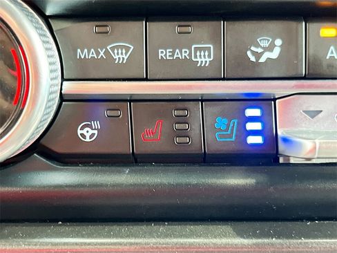 Used 2024 Ford Expedition Max Limited image 21