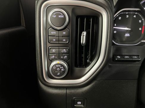 Used 2020 GMC Sierra 3500 Denali w/ Denali Ultimate Package image 32