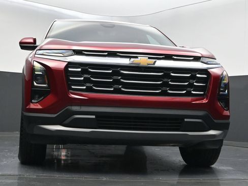 Used 2026 Chevrolet Equinox LT w/ Safety and Technology Package FWD image 37