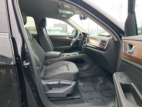 New 2026 Volkswagen Atlas SE image 17