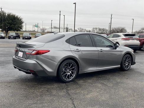 New 2026 Toyota Camry SE image 5