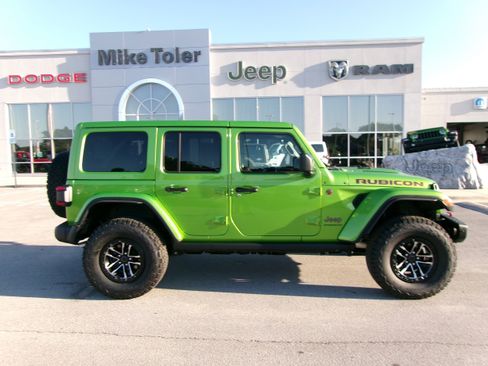 New 2025 Jeep Wrangler Unlimited Rubicon image 5