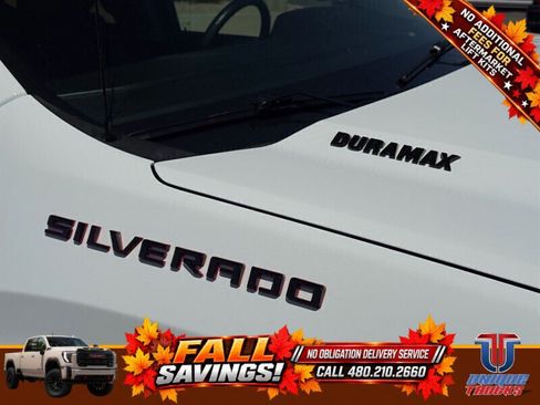 Used 2023 Chevrolet Silverado 1500 RST w/ Redline Edition AWD/4WD image 6
