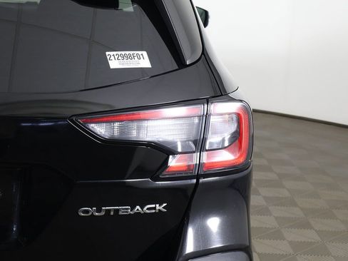 Used 2023 Subaru Outback Premium image 15