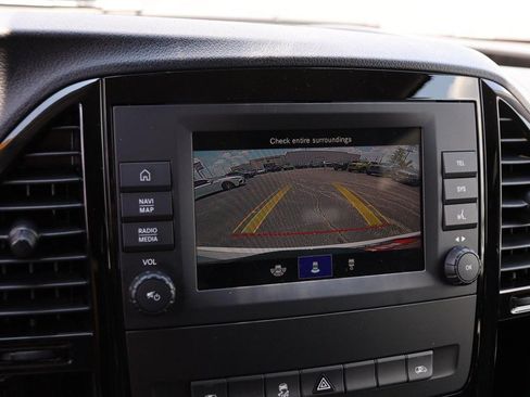 Used 2023 Mercedes-Benz Metris Passenger image 15