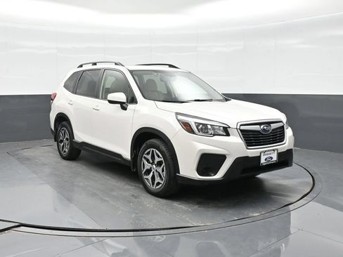 Used 2019 Subaru Forester Premium w/ Popular Package #1 AWD/4WD image 12