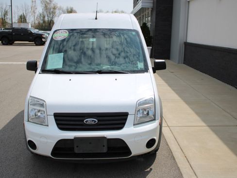 Used 2013 Ford Transit Connect XLT image 2
