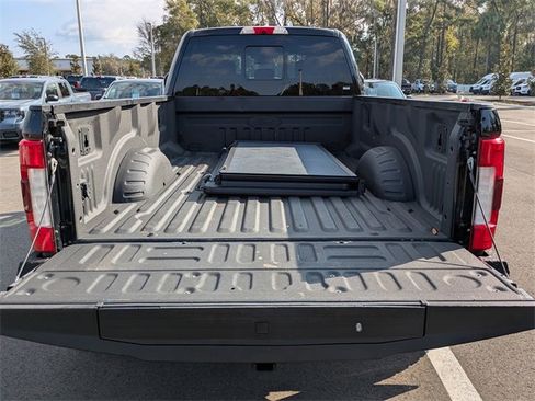 Certified 2018 Ford F450 Platinum w/ Platinum Ultimate Package image 13