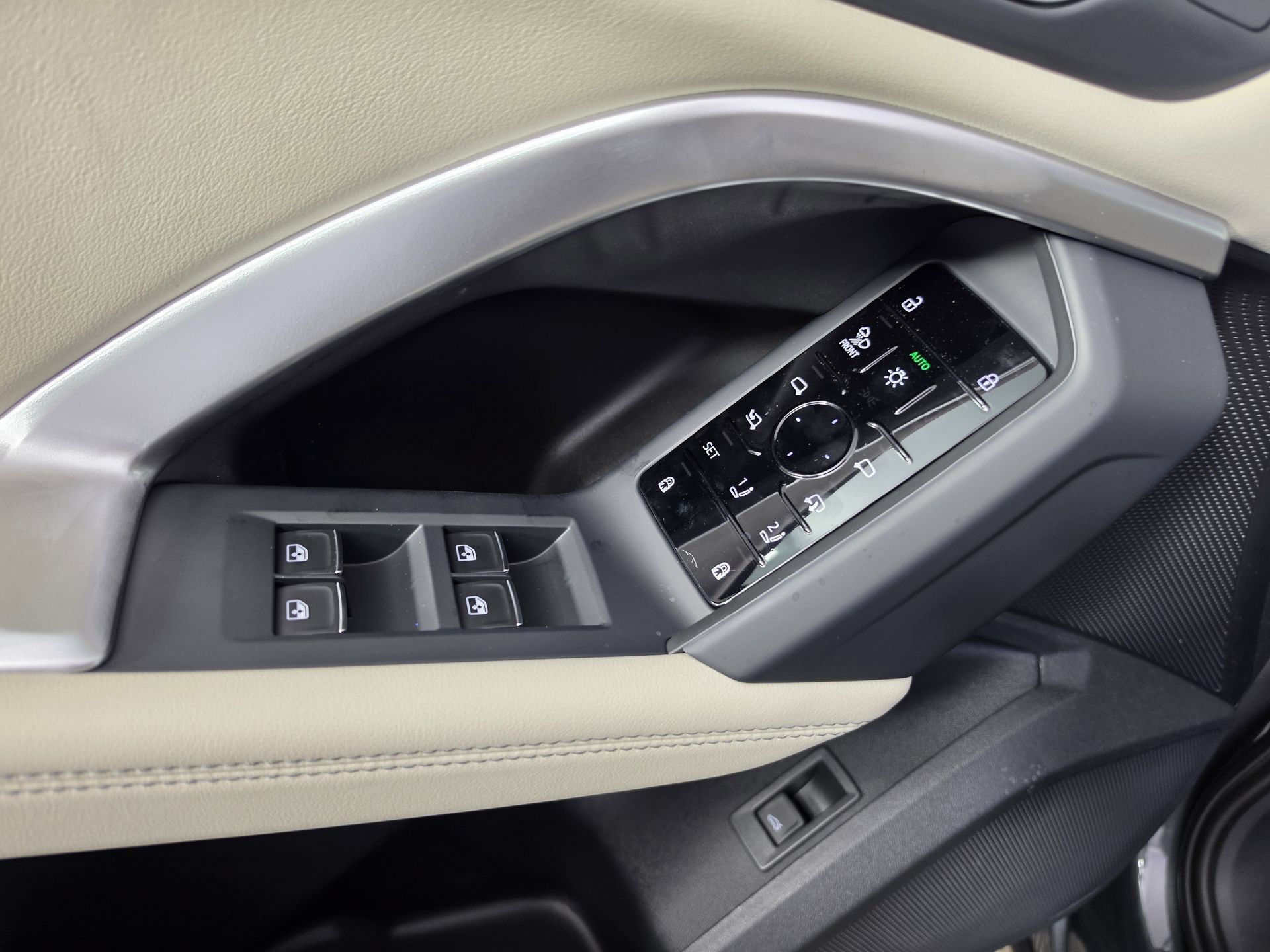 New 2026 Audi Q5 Premium Plus AWD/4WD image 18