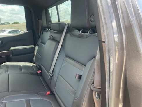 Used 2019 GMC Sierra 1500 Denali w/ Denali Ultimate Package AWD/4WD image 8