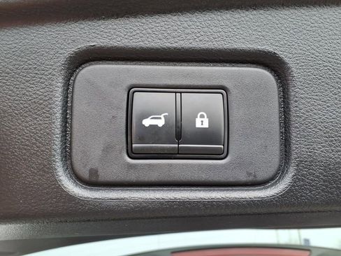 Certified 2023 Nissan Pathfinder SL w/ Lighting Package (N92) AWD/4WD image 9