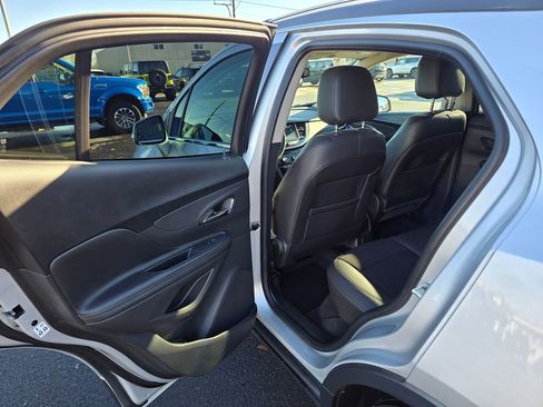 Used 2019 Buick Encore Preferred w/ Safety Package image 15