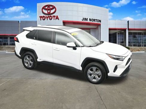 Used 2022 Toyota RAV4 XLE image 56