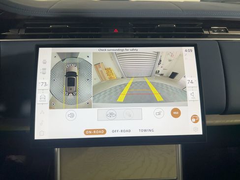 New 2025 Land Rover Range Rover SV image 22