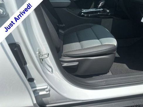 New 2026 Chevrolet Trax LT FWD image 30
