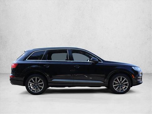 Used 2017 Audi Q7 3.0T Prestige w/ Prestige Package AWD/4WD image 4
