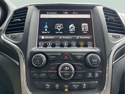 Certified 2018 Jeep Grand Cherokee Limited image 18