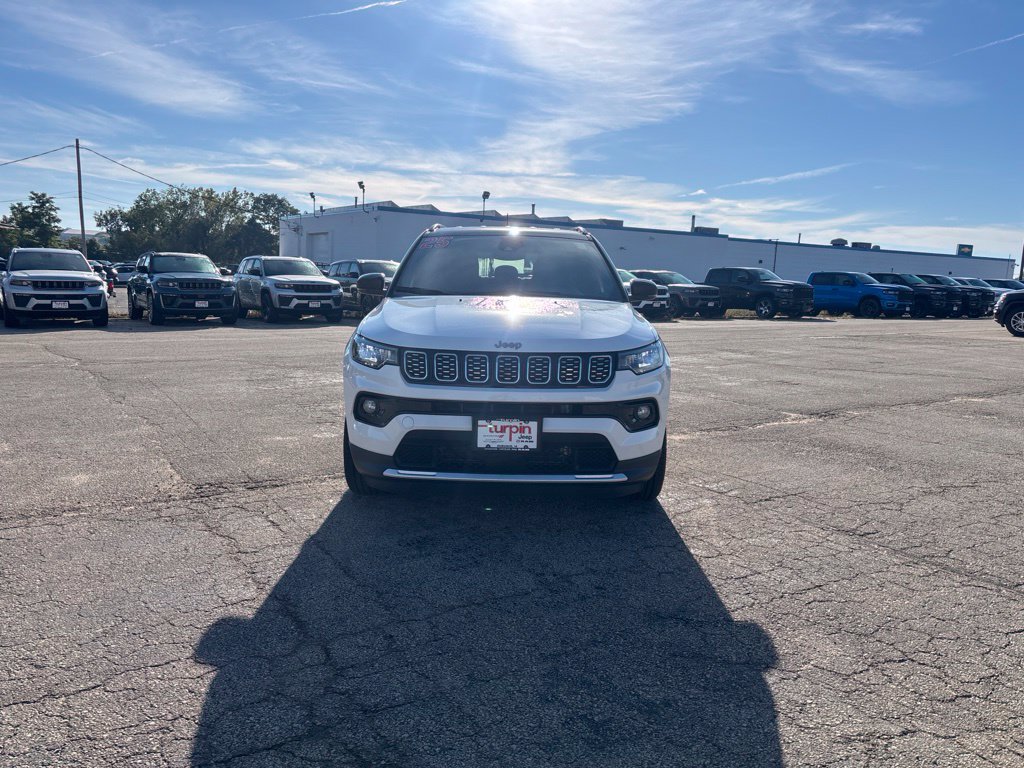 Used 2025 Jeep Compass Limited AWD/4WD image 8