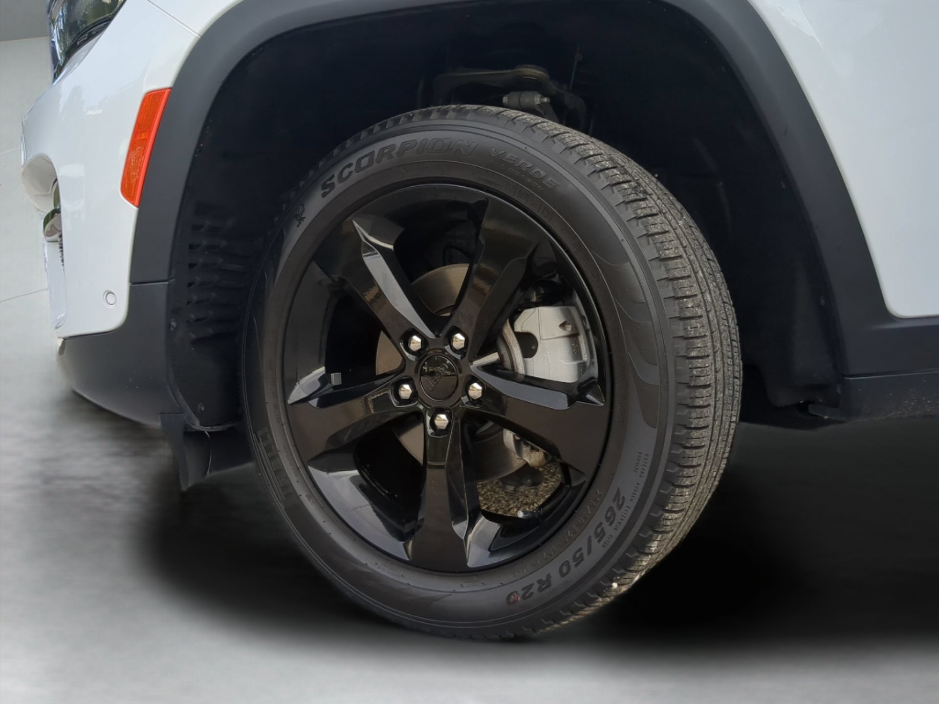 Used 2023 Jeep Grand Cherokee Limited w/ Luxury Tech Group II AWD/4WD image 72