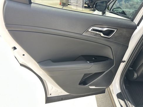 Certified 2025 Kia Sportage X-Line AWD/4WD image 27