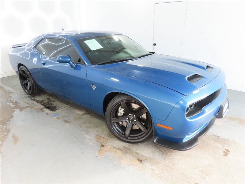 Used 2020 Dodge Challenger SRT Hellcat w/ Plus Package RWD image 6