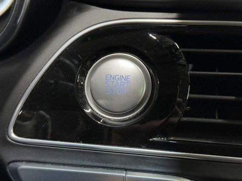 Used 2022 Genesis G70 2.0T w/ Prestige Package image 32