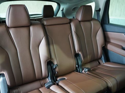 Used 2023 Acura MDX SH-AWD w/ Advance Package image 34