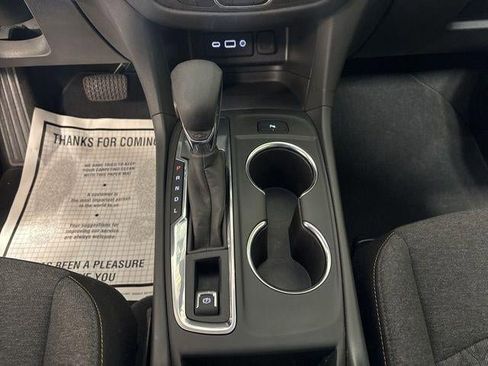 Used 2024 Chevrolet Equinox LT image 11