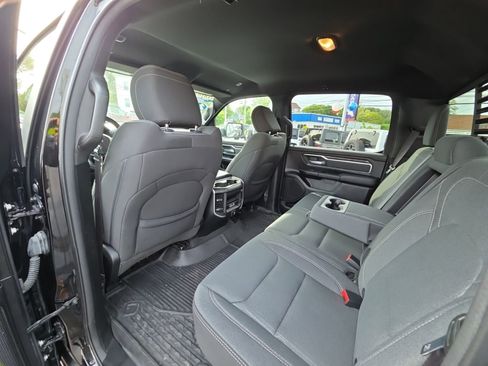 Used 2021 RAM 1500 Big Horn image 35