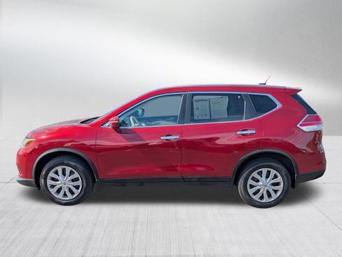 Used 2015 Nissan Rogue S w/ S Family Package AWD/4WD image 2