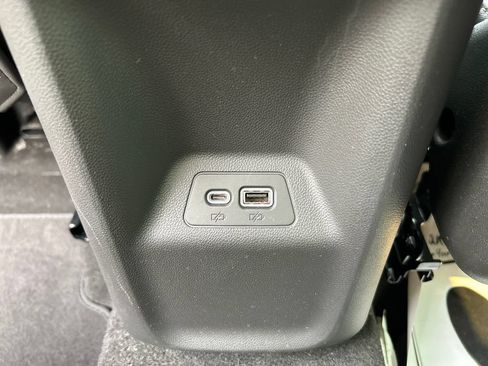 Used 2023 Buick Envision Preferred w/ Sport Touring Package AWD/4WD image 15