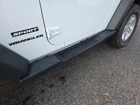 Used 2013 Jeep Wrangler Sport image 19