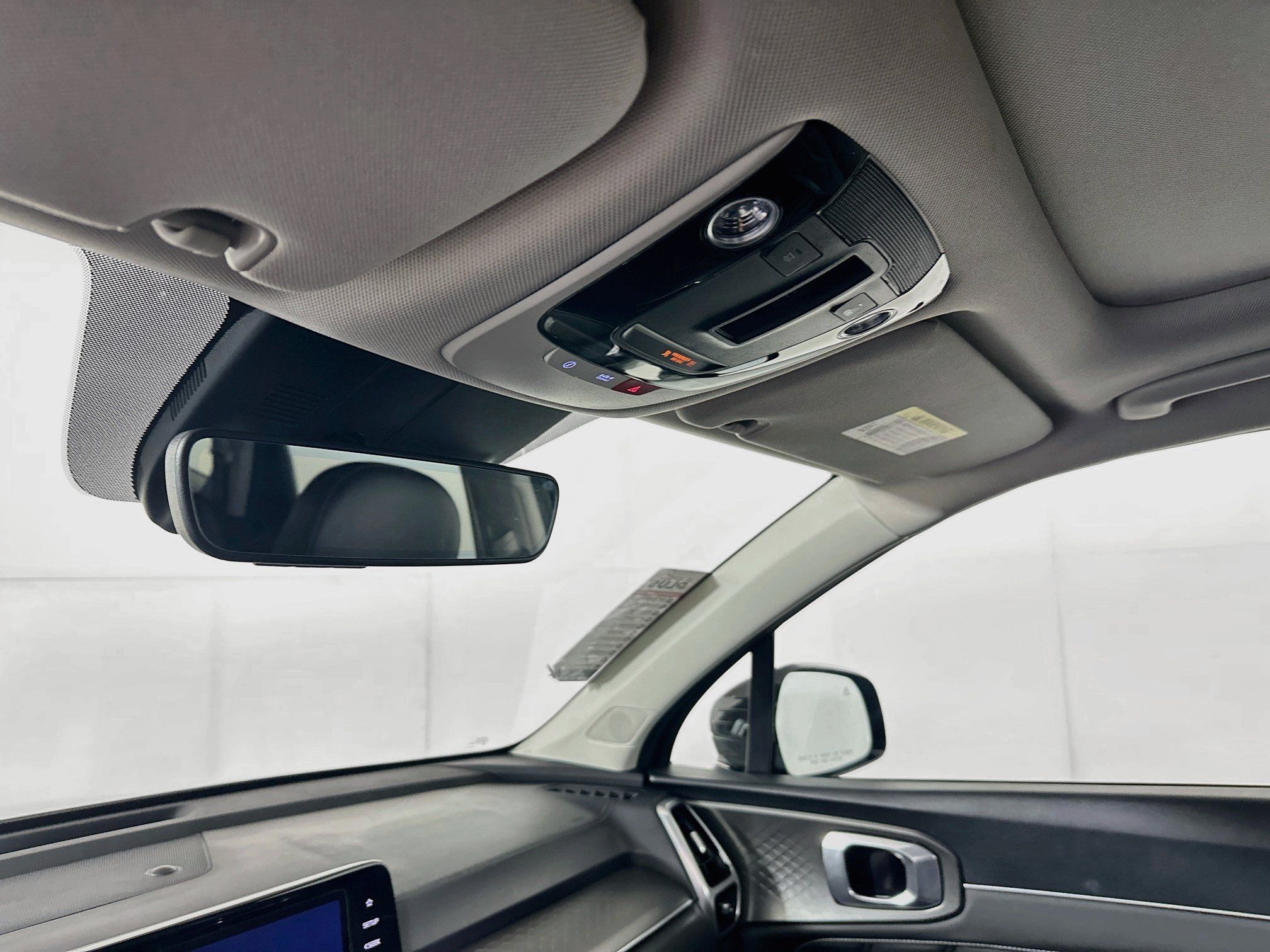Used 2023 Kia Sorento SX FWD image 18