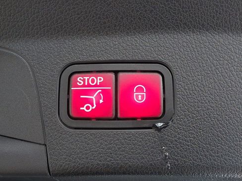 Used 2021 Mercedes-Benz GLE 53 AMG 4MATIC Coupe image 33