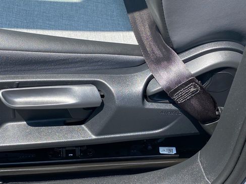 Certified 2023 Volkswagen ID.4 Pro RWD image 11