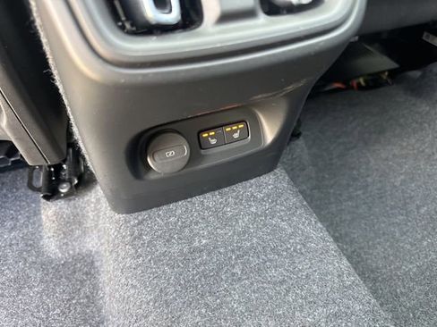 New 2026 Volvo XC40 B5 Plus w/ Protection Package Premier image 12