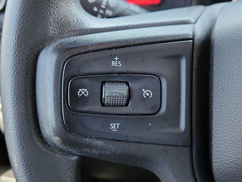 Used 2019 Chevrolet Silverado 1500 Custom Trail Boss w/ Custom Convenience Package image 17