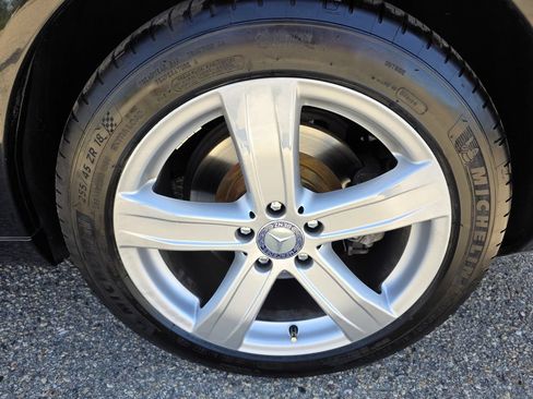 Used 2012 Mercedes-Benz S 550 4MATIC image 42