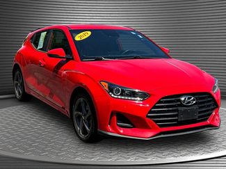 Used 2019 Hyundai Veloster 2.0 FWD video 1