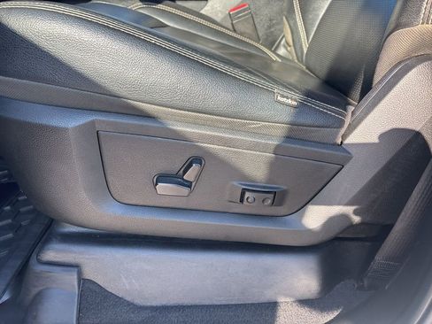 Used 2024 RAM 3500 Big Horn image 20