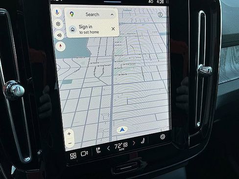 Certified 2025 Volvo XC40 B5 Plus image 26