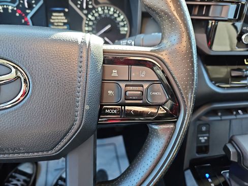 Used 2023 Toyota Tundra SR5 w/ SR5 Convenience Package AWD/4WD image 19