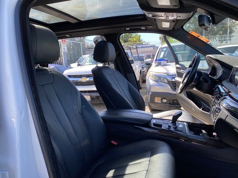 Used 2018 BMW X5 sDrive35i w/ M Sport Package image 25