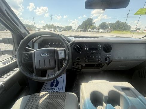 Used 2012 Ford F250 XL w/ PWR Equipment Group AWD/4WD image 8