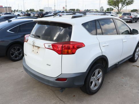 Used 2013 Toyota RAV4 XLE image 11