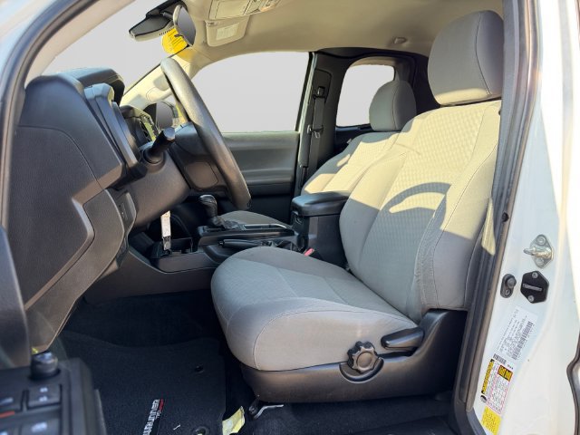 Used 2021 Toyota Tacoma SR RWD image 10