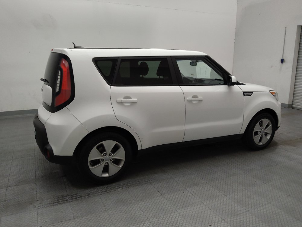 Used 2016 Kia Soul FWD image 10