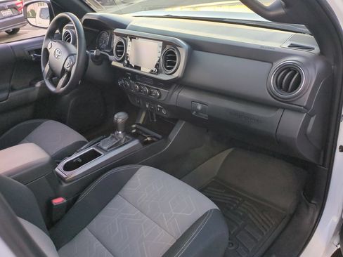 Used 2023 Toyota Tacoma TRD Off-Road AWD/4WD image 27