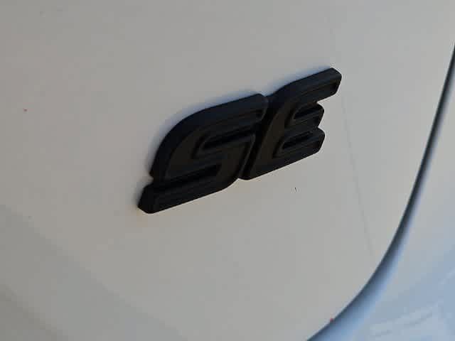 Used 2026 Toyota Corolla SE FWD image 11