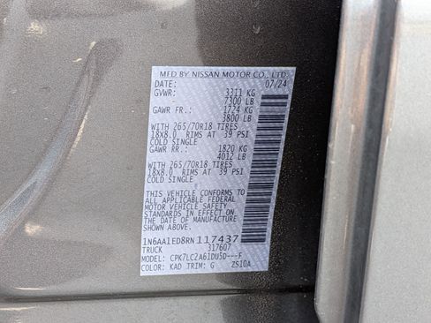 Certified 2024 Nissan Titan SV w/ SV Convenience Package image 34